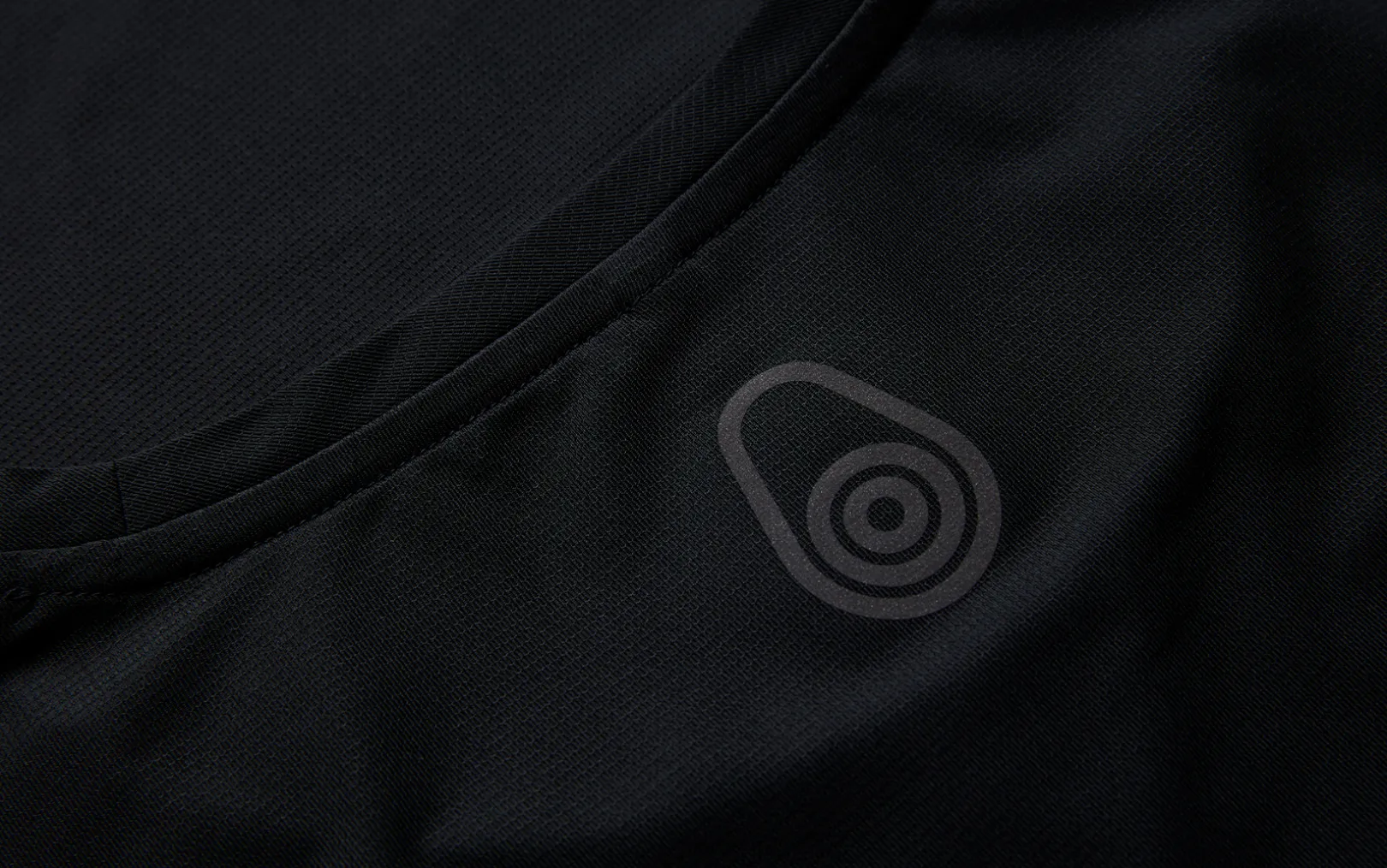 active_tee_3.webp ACTIVE TEE