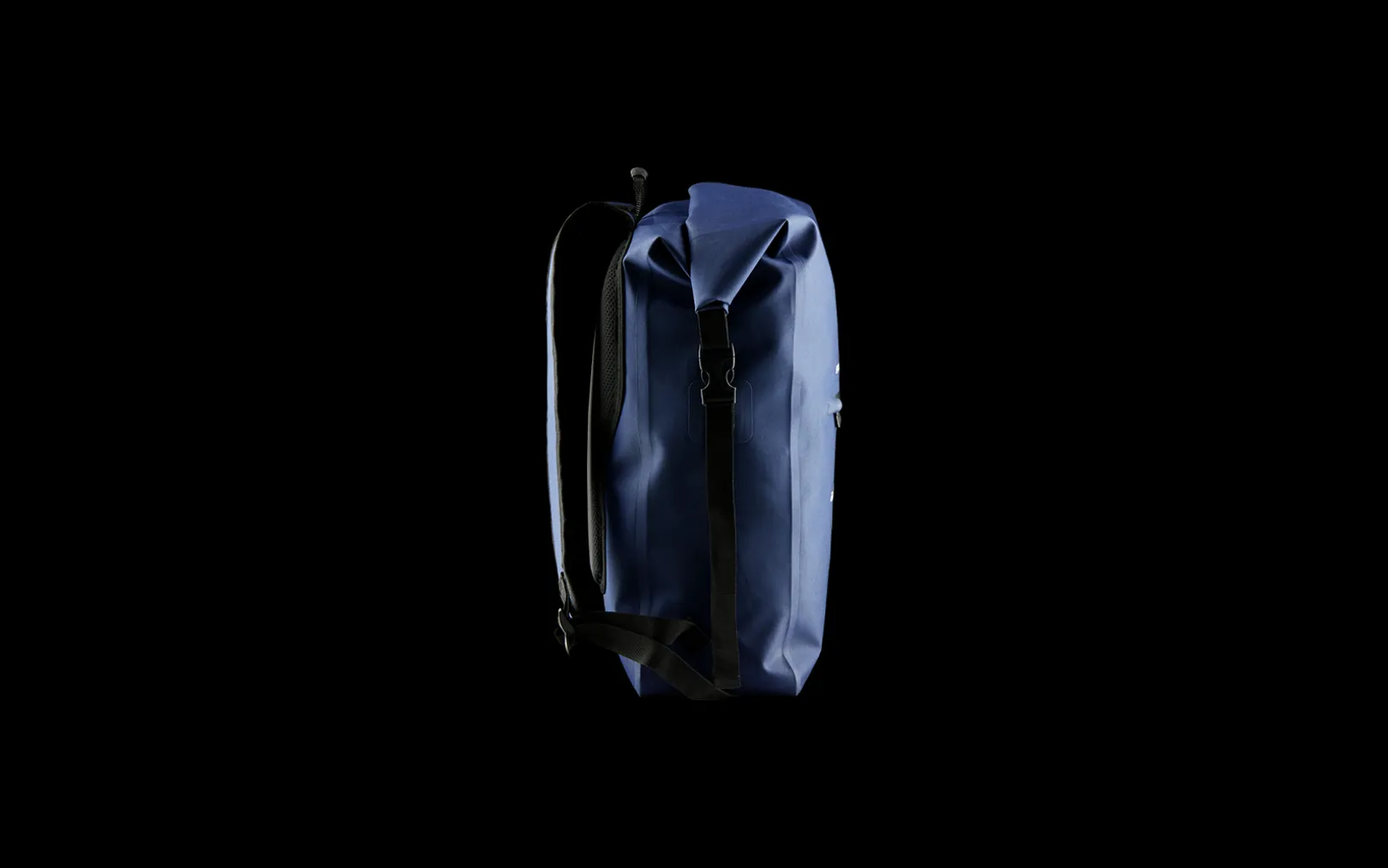 arbr_watertight_backpack_2.webp ARBR WATERTIGHT BACKPACK