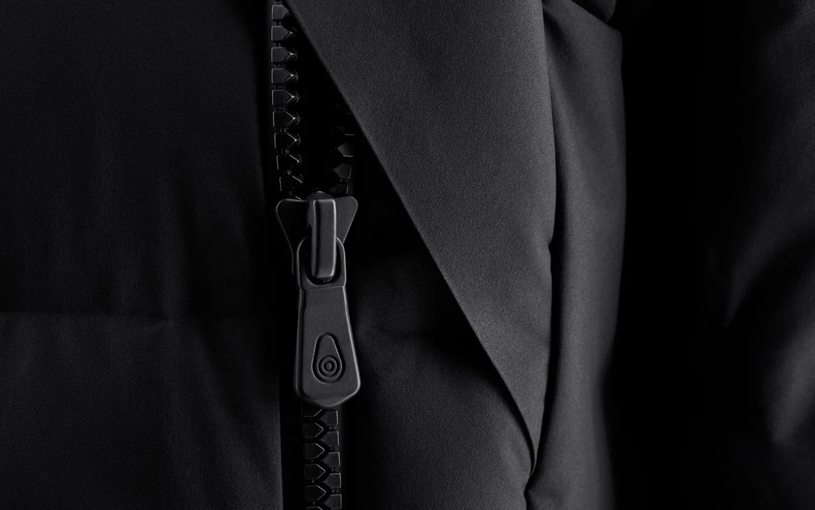 black_ice_gore_tex_down_p_2.webp BLACK ICE GORE TEX DOWN PARKA