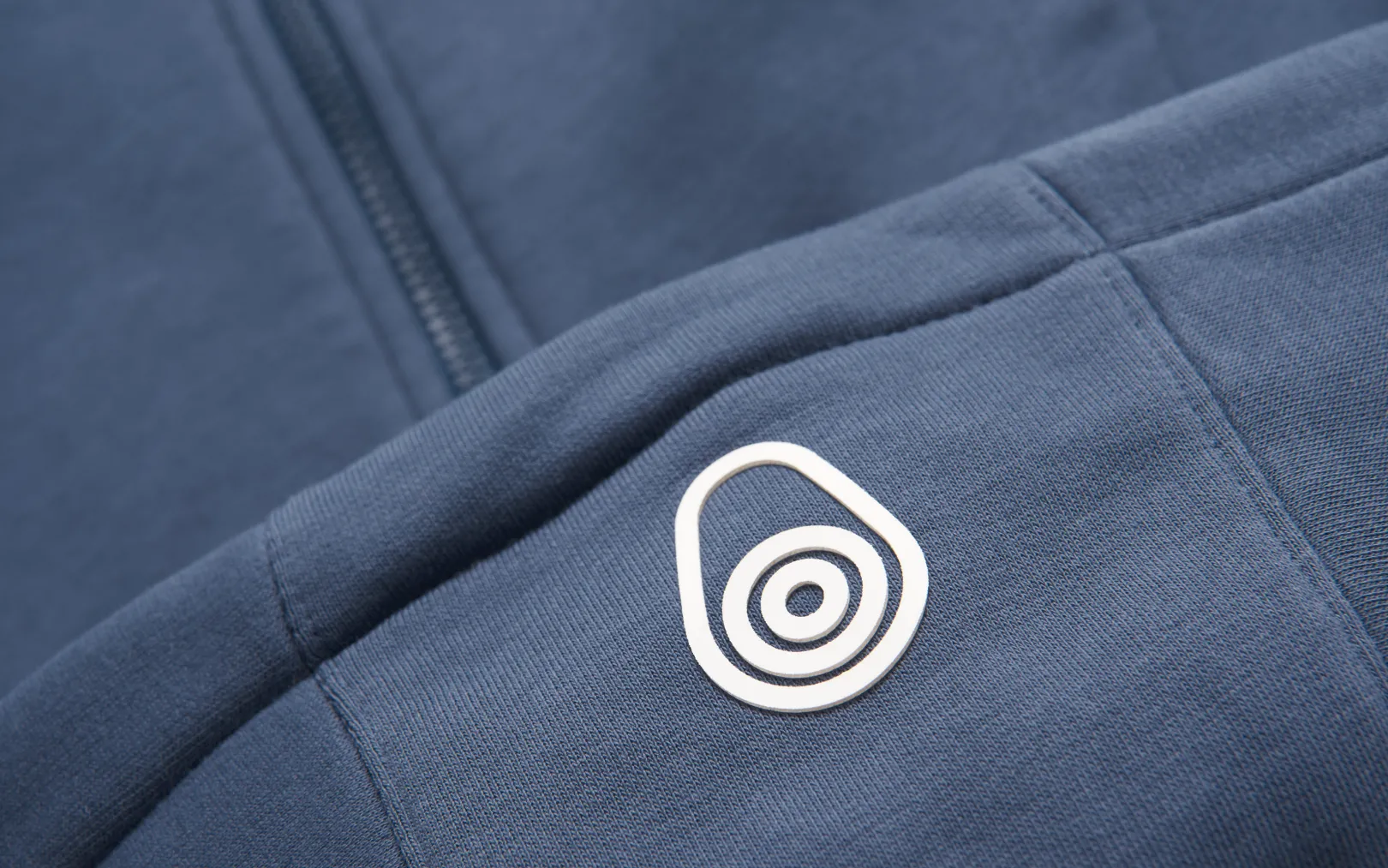 bowman_logo_zip_hood_3-4.webp BOWMAN LOGO ZIP HOOD