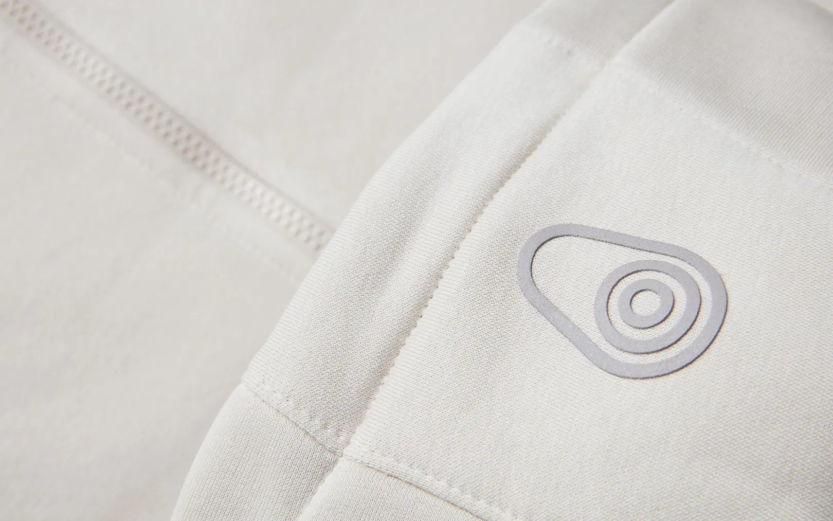 bowman_logo_zip_hood_4-7.webp BOWMAN LOGO ZIP HOOD