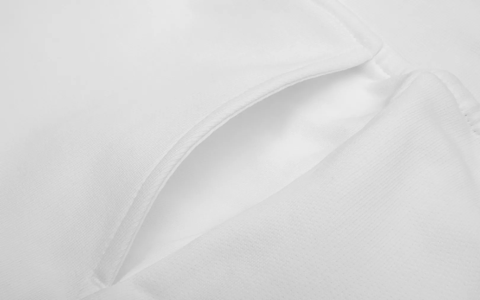 bowman_sweat_shorts_3-4.webp BOWMAN SWEAT SHORTS