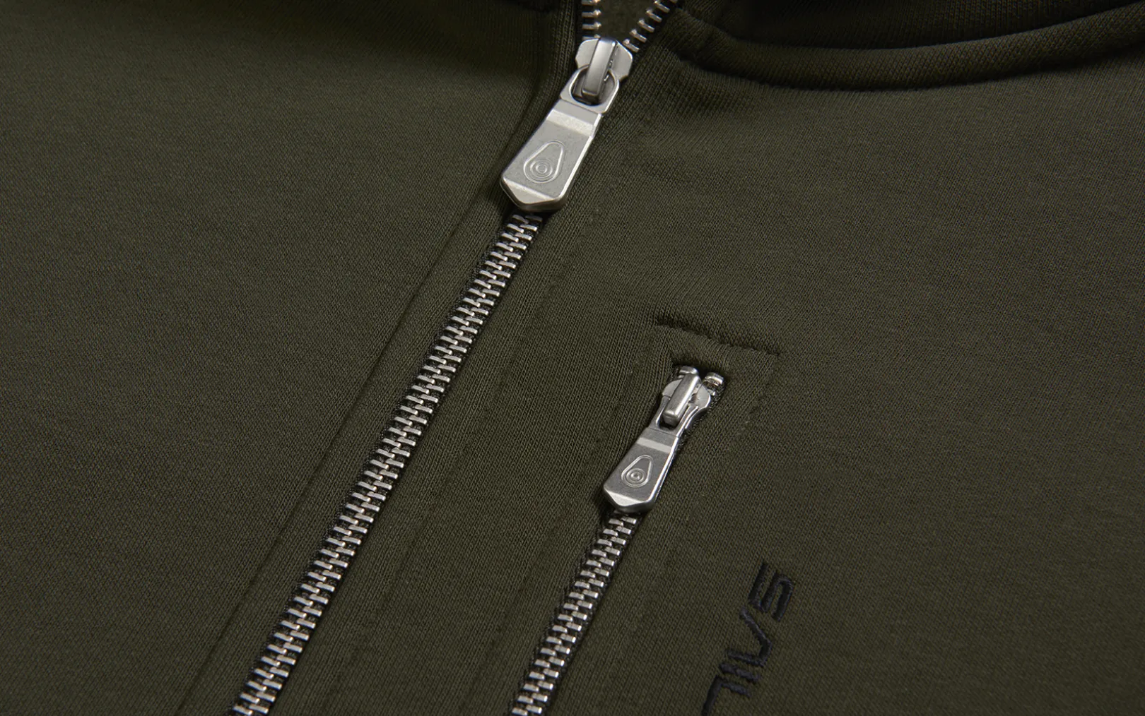 bowman_zip_hood_2-3.webp BOWMAN ZIP HOOD