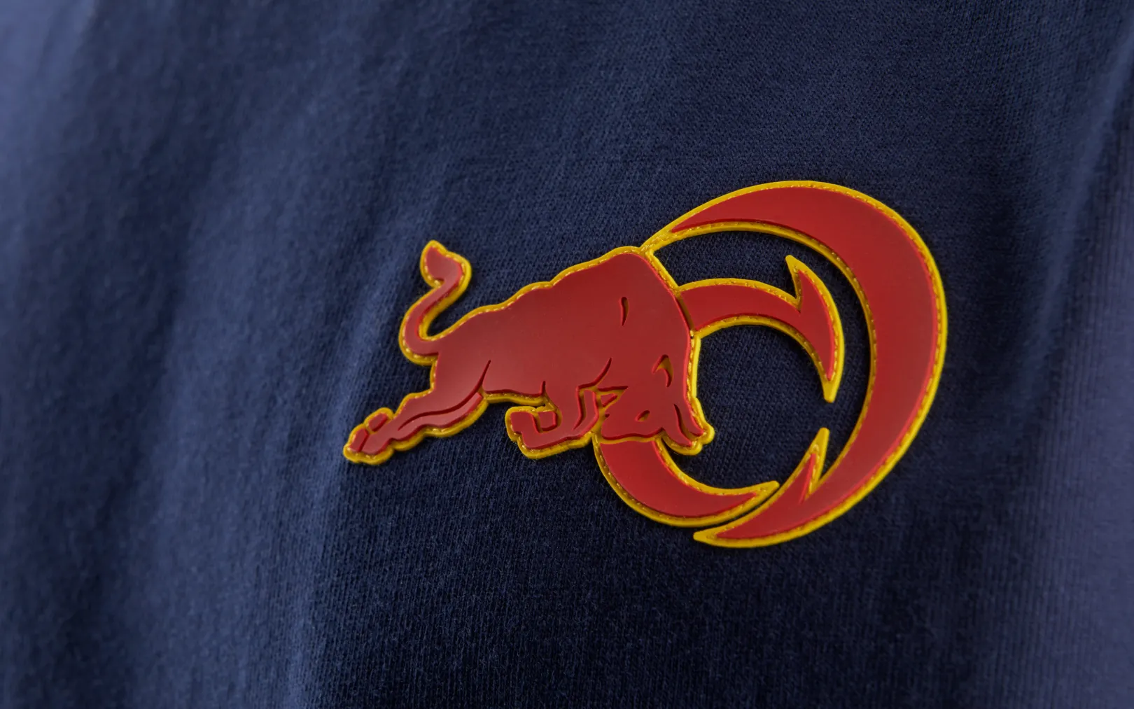 bull_tee_3.webp BULL TEE
