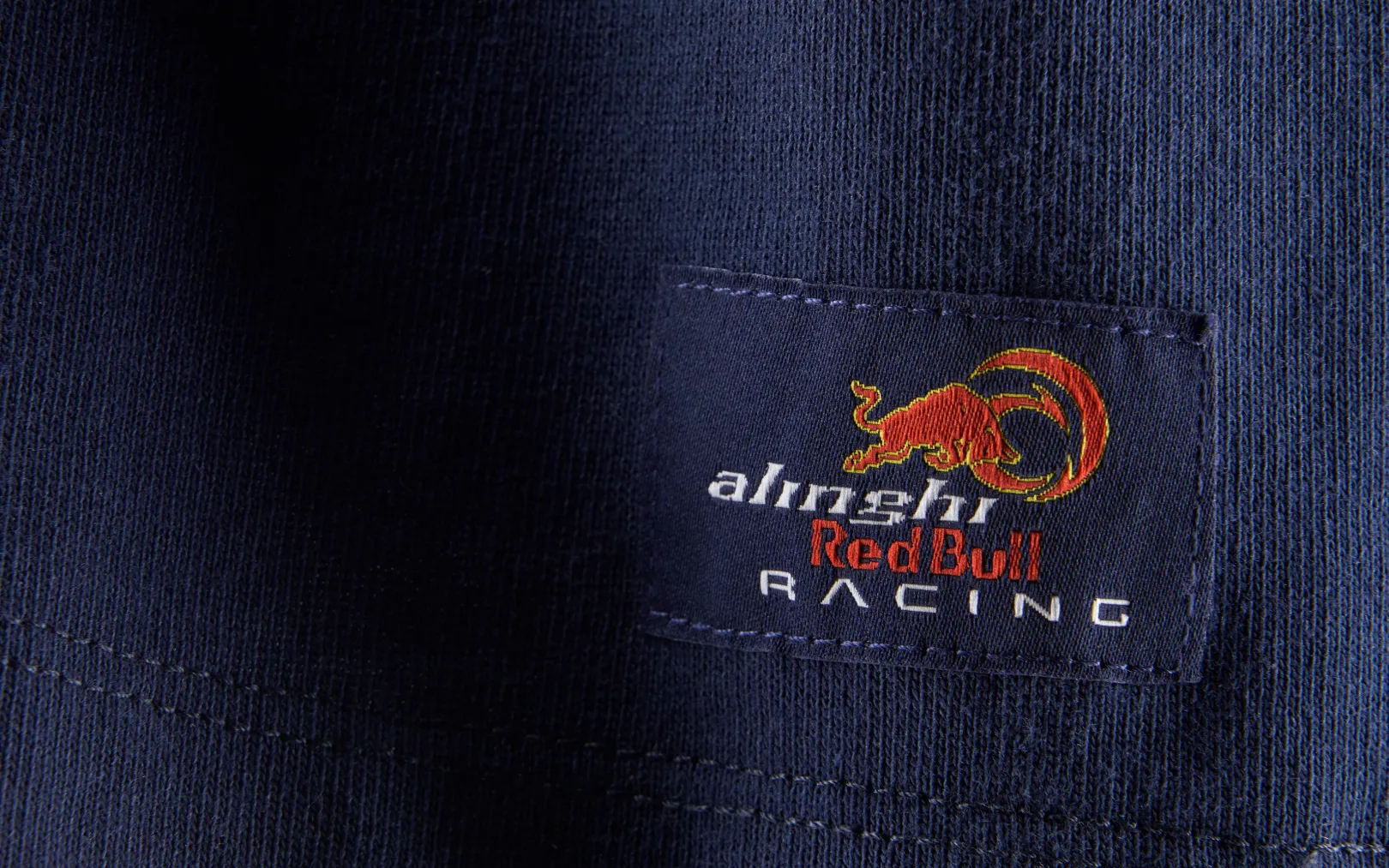 bull_tee_5.webp BULL TEE