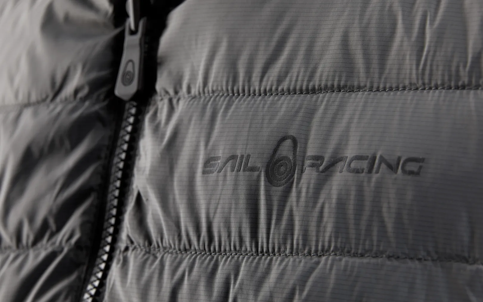 challenge_reversible_vest_5-1.webp CHALLENGE REVERSIBLE VEST