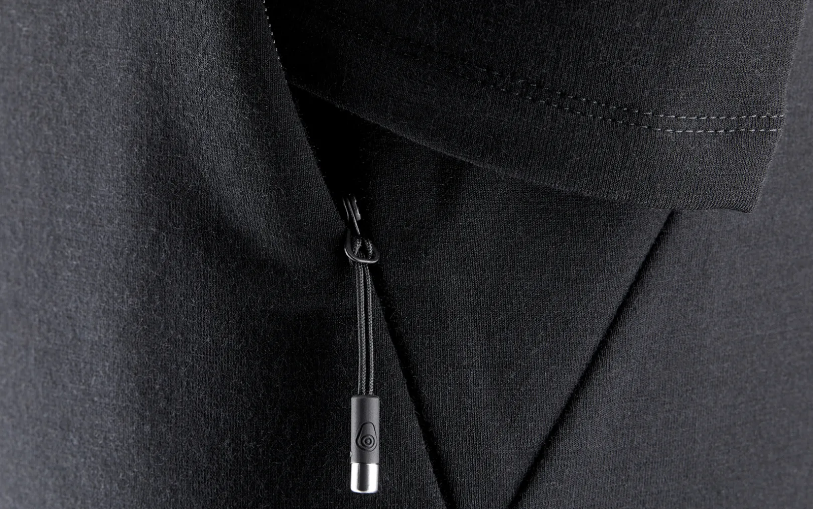 merino_hood_2.webp MERINO HOOD