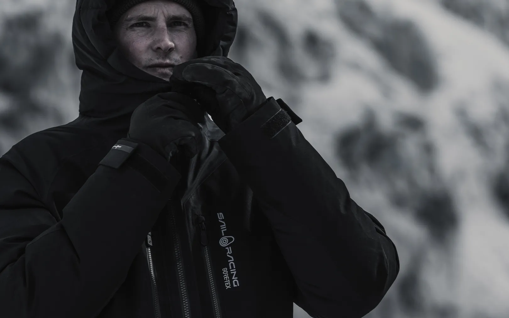 pole_down_jacket_2.webp POLE DOWN JACKET