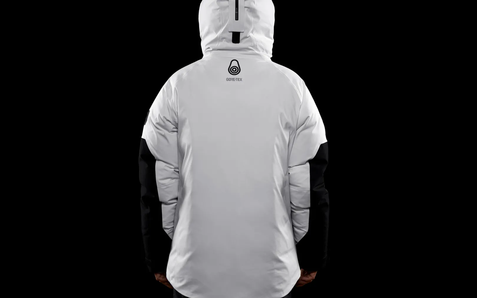 pole_down_jacket_3-4.webp POLE DOWN JACKET