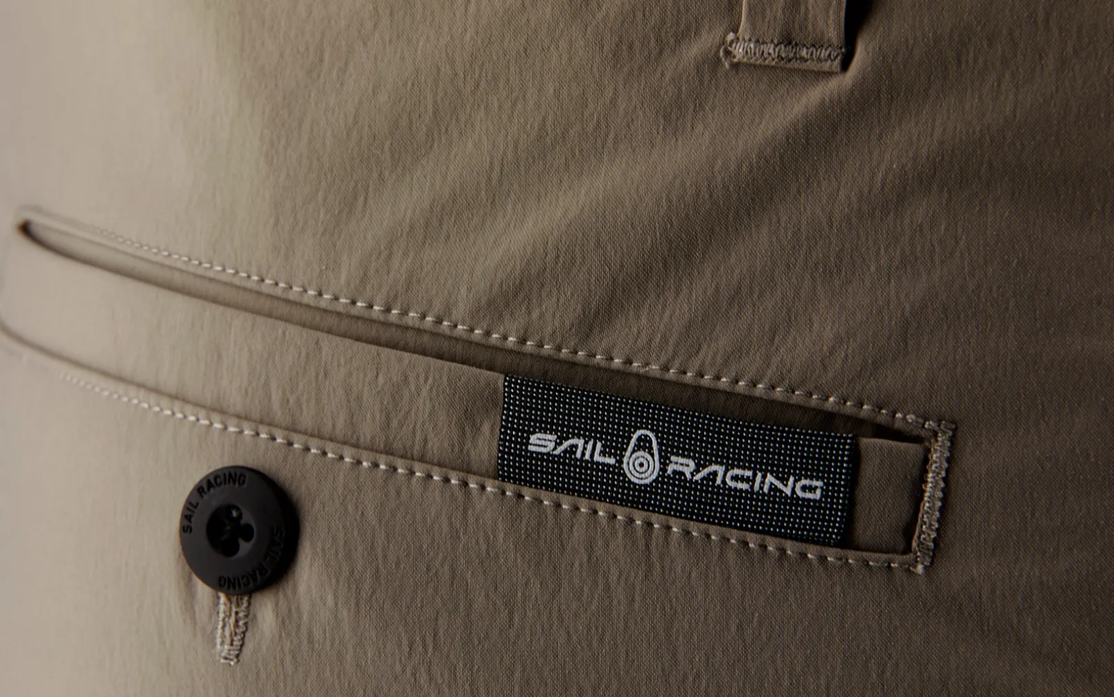 race_chino_shorts_2-5.webp RACE CHINO SHORTS