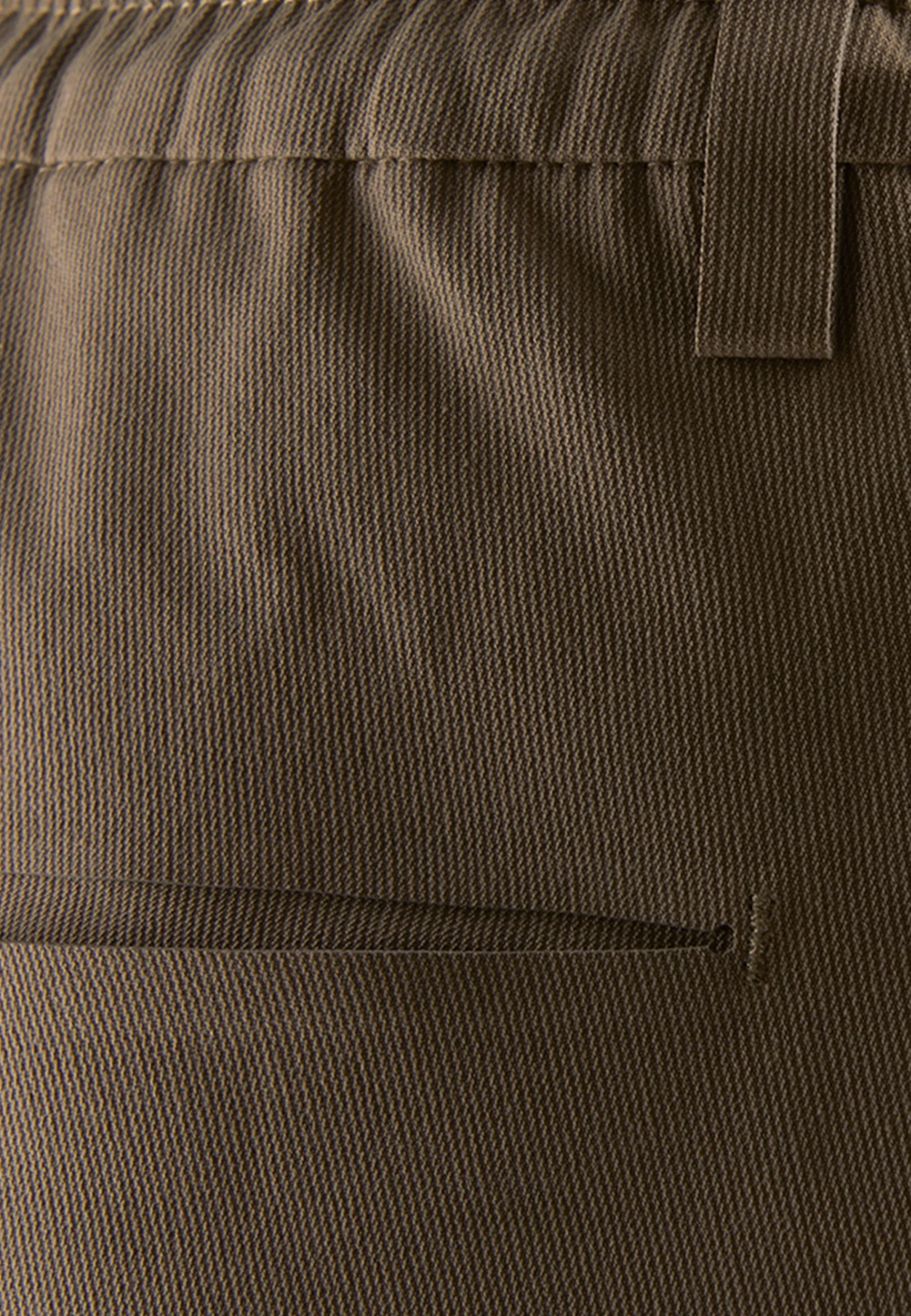 race_edition_tech_pant_3-3.webp RACE EDITION TECH PANT