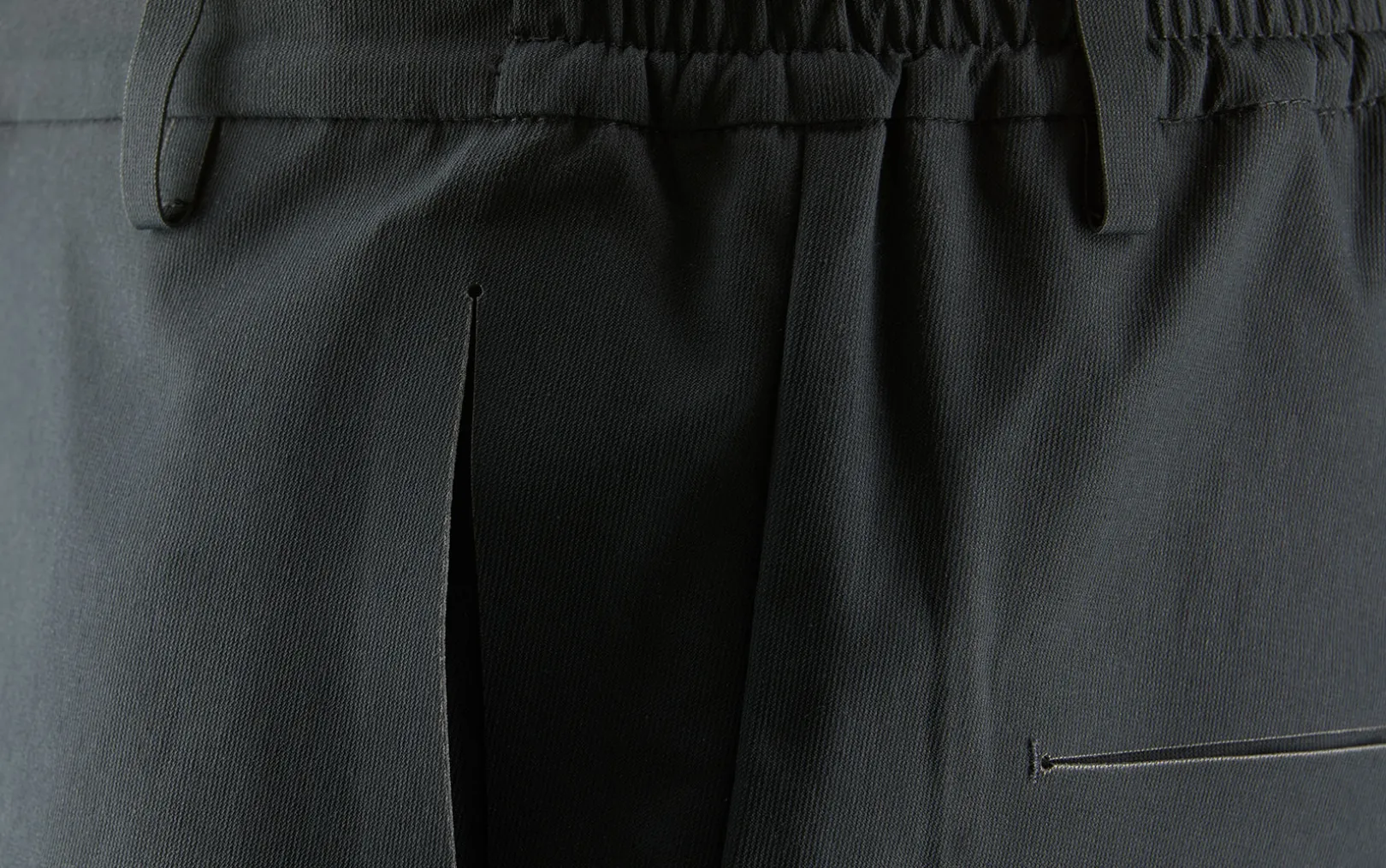race_edition_tech_pant_3.webp RACE EDITION TECH PANT
