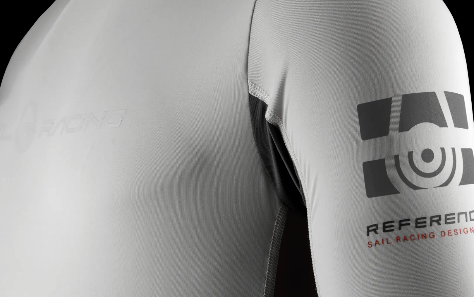 reference_ls_rashguard_3-2.webp REFERENCE LS RASHGUARD
