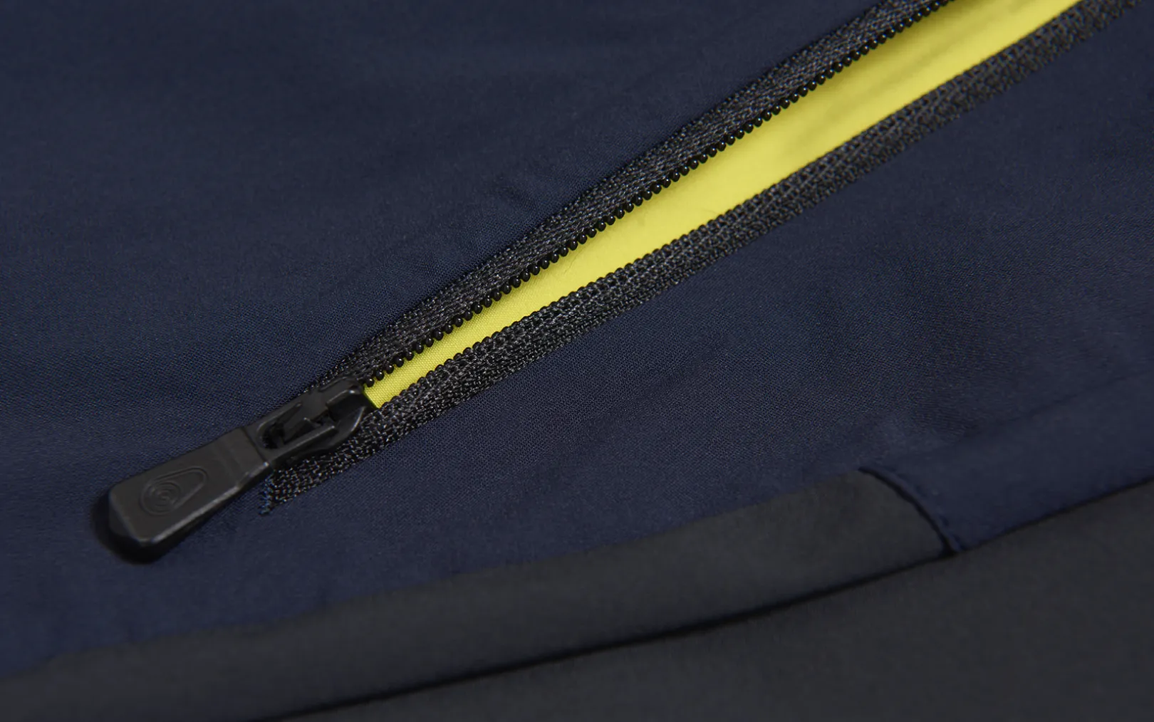 spray_stretch_shorts_3-2.webp SPRAY STRETCH SHORTS