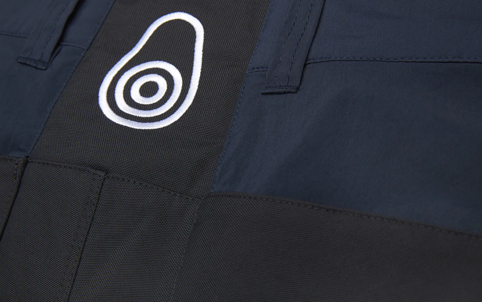 spray_tech_shorts_3-3.webp SPRAY TECH SHORTS