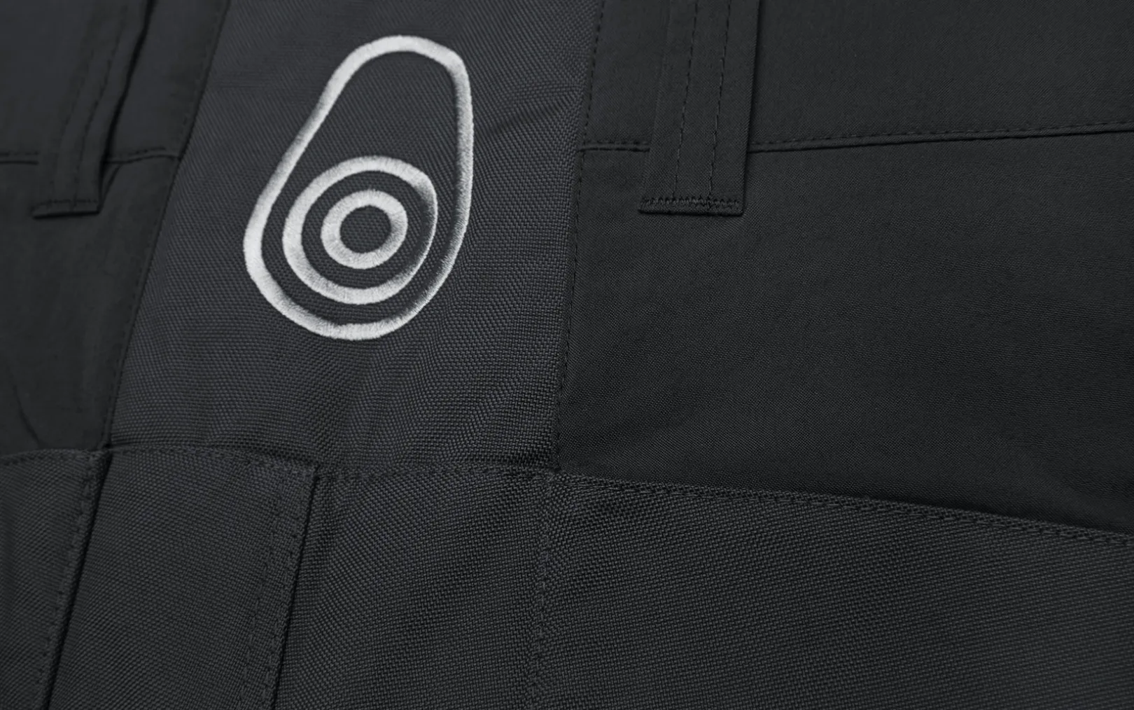spray_tech_shorts_3.webp SPRAY TECH SHORTS