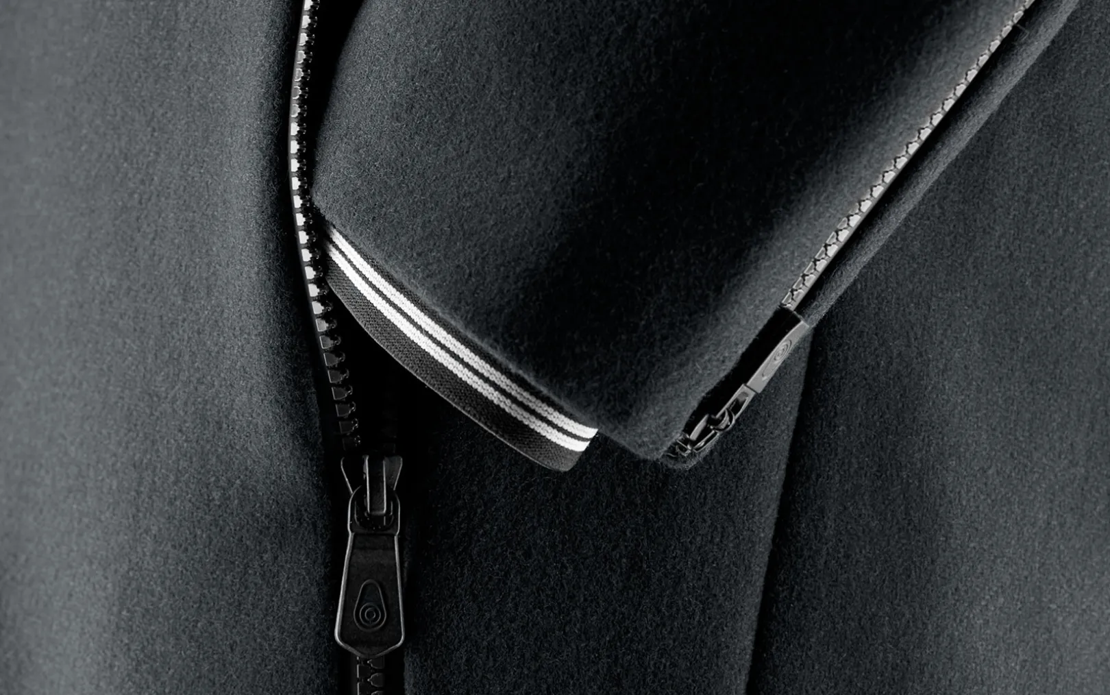 the_carbon_wool_jacket_7.webp THE CARBON WOOL JACKET