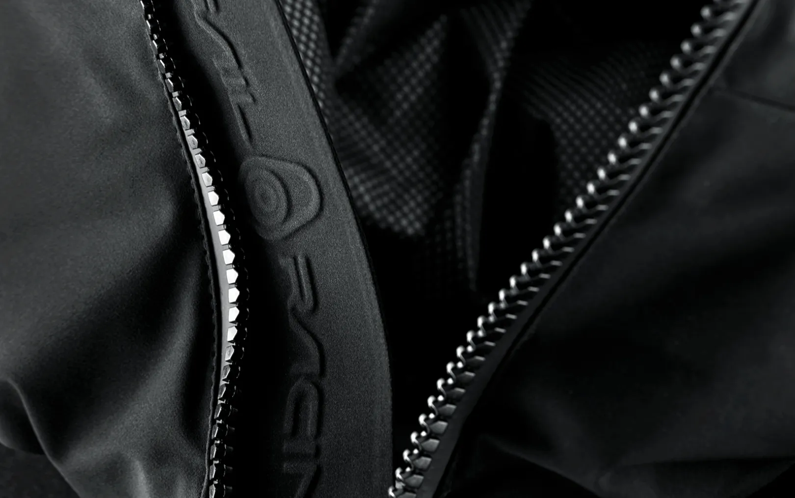 the_gore_tex_wool_hood_4.webp THE GORE TEX WOOL HOOD