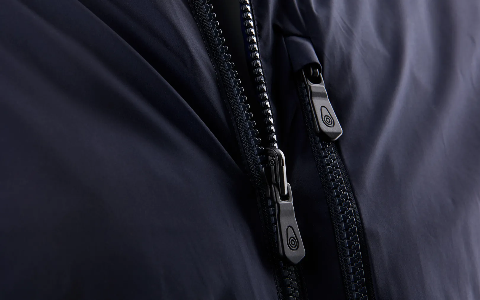 thunder_reversible_parka_7-1.webp THUNDER REVERSIBLE PARKA
