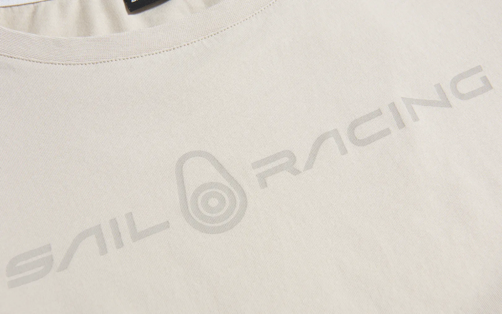 w_gale_tee_2-2.webp W GALE TEE