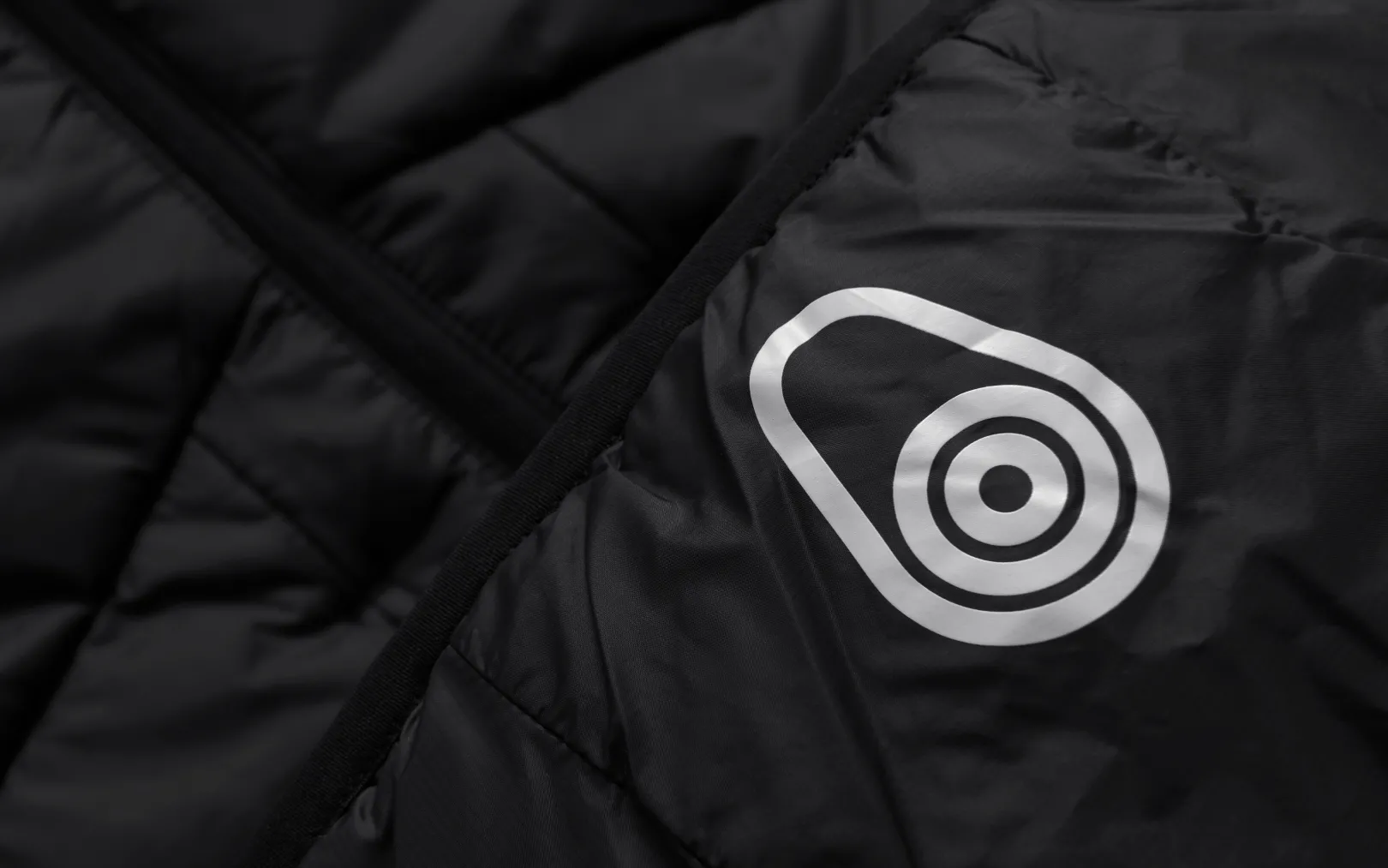 w_spray_primaloft_jacket_4.webp W SPRAY PRIMALOFT JACKET