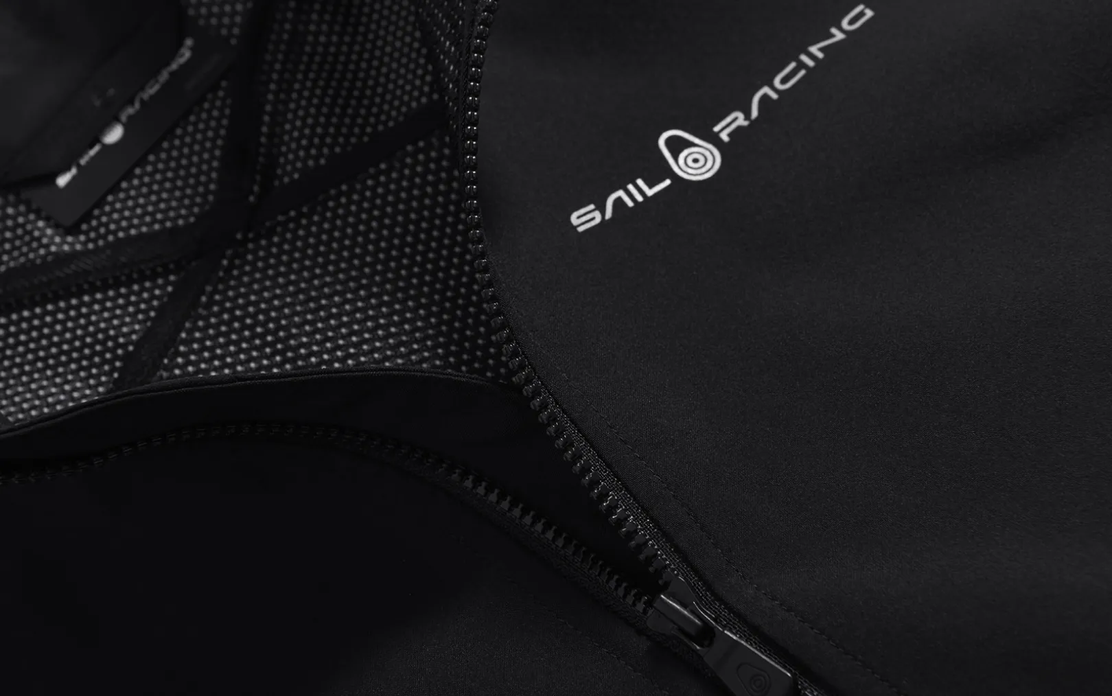 w_spray_softshell_2.webp W SPRAY SOFTSHELL