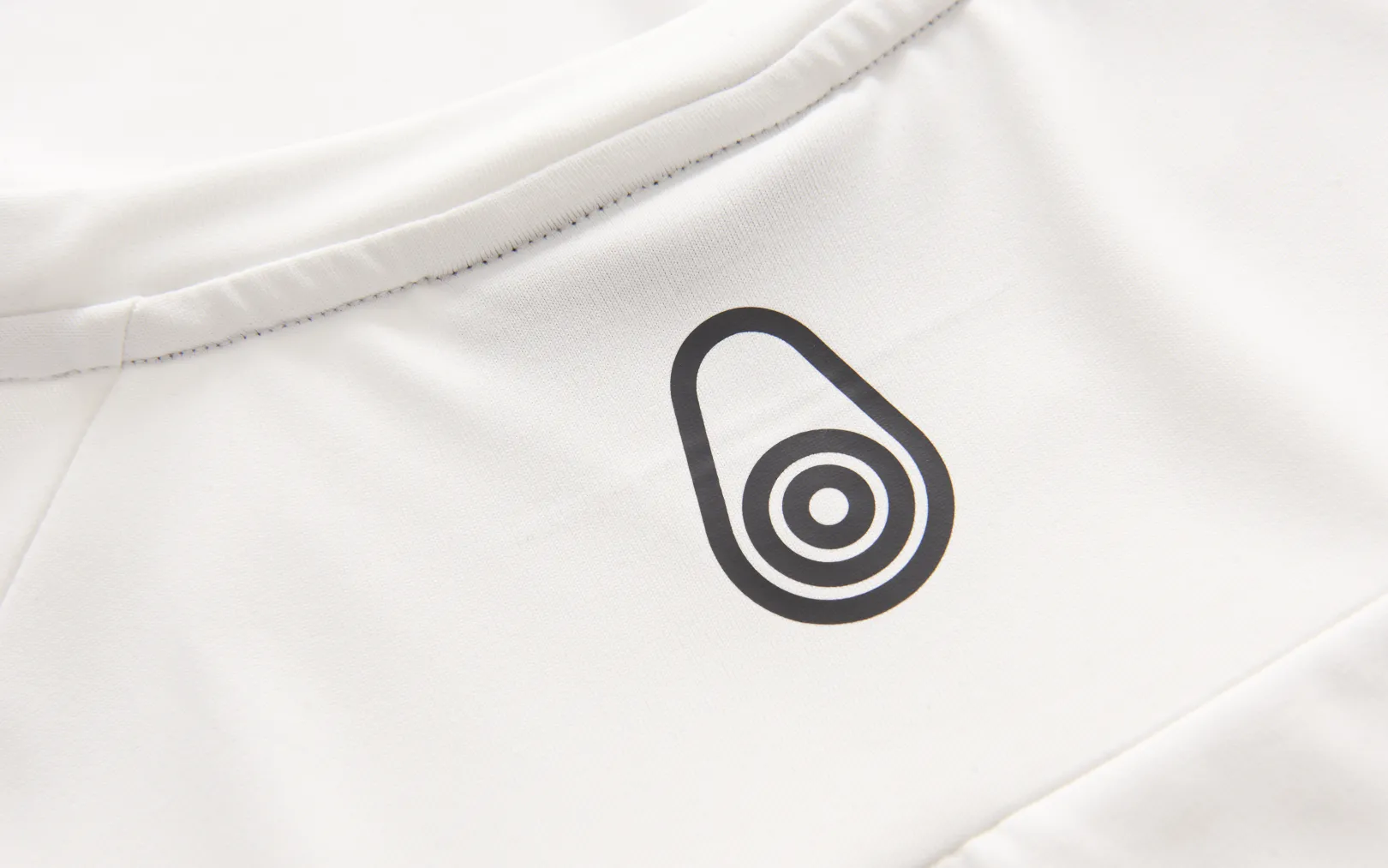 w_spray_technical_tee_3-3.webp W SPRAY TECHNICAL TEE